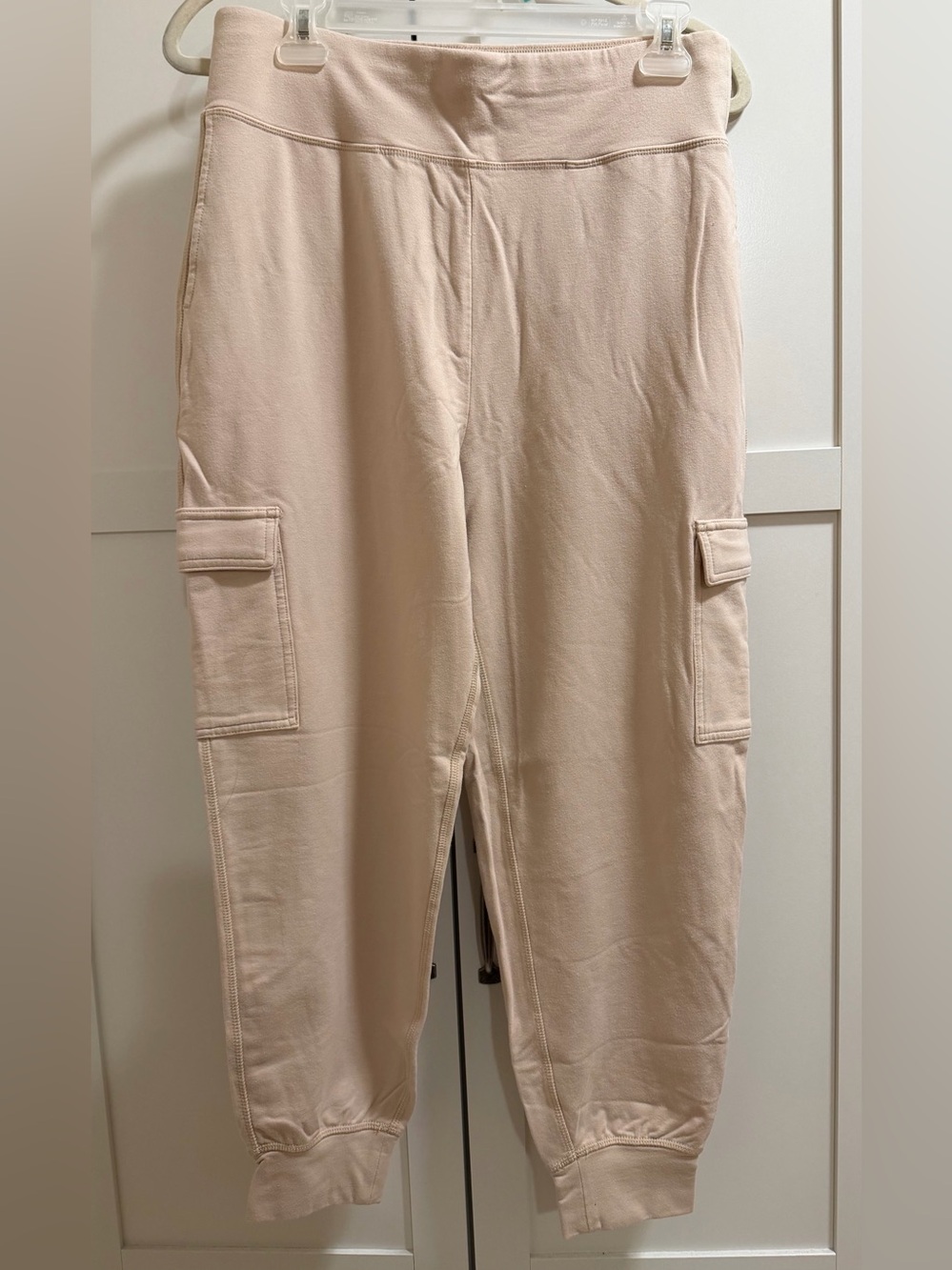 Aerie Offline High Rise Cargo Sweatpants, Medium NWT